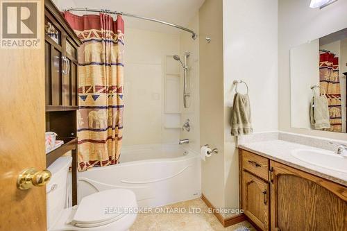 87 Southwood Drive, Cambridge, ON - Indoor Photo Showing Bathroom