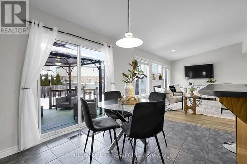 2408 Asima Drive, London South (South U), ON - Indoor Photo Showing Dining Room
