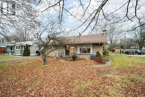 Welcome home - 629 Victoria Street, Strathroy-Caradoc (Ne), ON - Outdoor