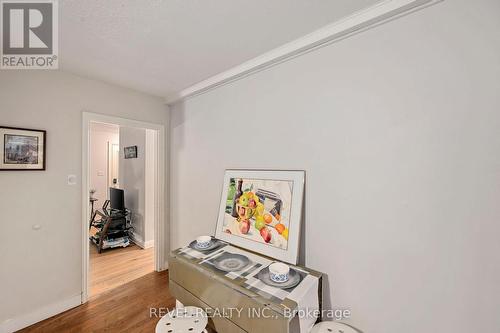 kitchen eating area - 629 Victoria Street, Strathroy-Caradoc (Ne), ON - Indoor Photo Showing Other Room