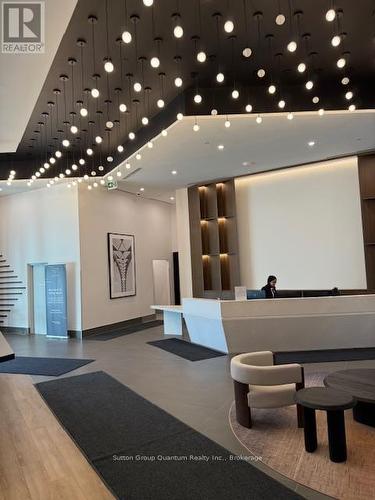 725 - 1037 The Queensway, Toronto (Islington-City Centre West), ON - Indoor Photo Showing Other Room