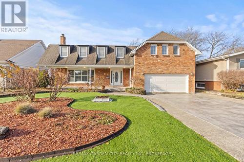 46 ADELENE CRESCENT  St. Catharines (Glendale/Glenridge), ON L2T 3C8