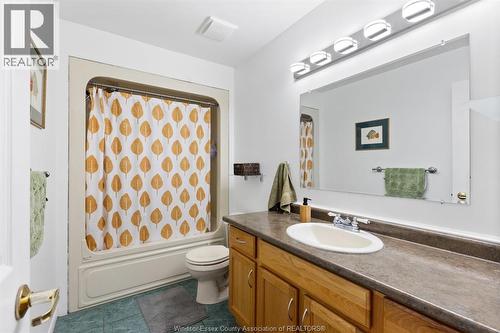 149 Bellcreft Drive, Colchester, ON - Indoor Photo Showing Bathroom