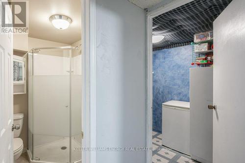 17 Barrow Court, Whitby (Lynde Creek), ON - Indoor Photo Showing Bathroom