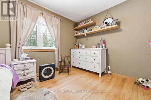 74 Castleford Road, Horton, ON - Indoor Photo Showing Bedroom