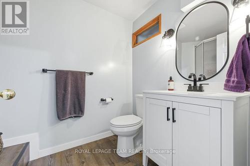 74 Castleford Road, Horton, ON - Indoor Photo Showing Bathroom