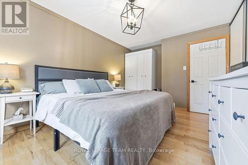 74 Castleford Road, Horton, ON - Indoor Photo Showing Bedroom