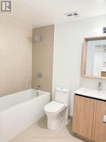 527 - 35 Parliament Street, Toronto, ON - Indoor Photo Showing Bathroom