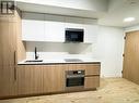 527 - 35 Parliament Street, Toronto, ON  - Indoor Photo Showing Kitchen 