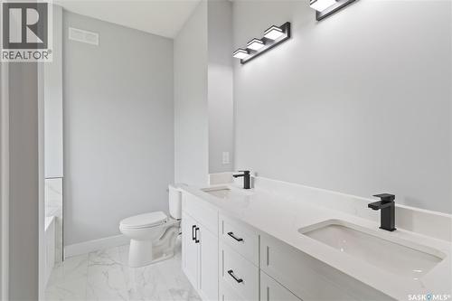 208 2Nd Street S, Waldheim, SK - Indoor Photo Showing Bathroom