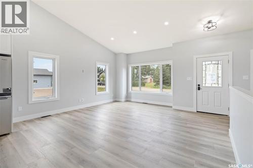 208 2Nd Street S, Waldheim, SK - Indoor