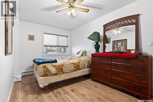 131 960 Assiniboine Avenue, Regina, SK - Indoor Photo Showing Bedroom