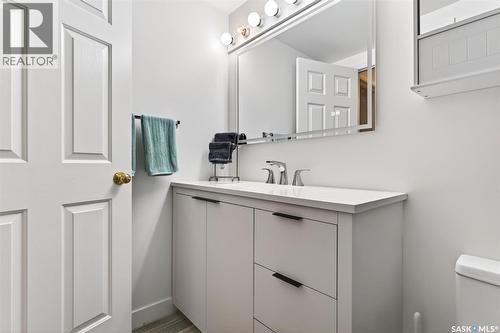 131 960 Assiniboine Avenue, Regina, SK - Indoor Photo Showing Bathroom