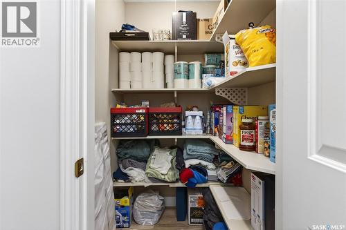 131 960 Assiniboine Avenue, Regina, SK - Indoor With Storage