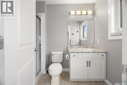 8825 Kestral Drive, Regina, SK - Indoor Photo Showing Bathroom