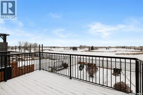 8825 Kestral Drive, Regina, SK - Outdoor