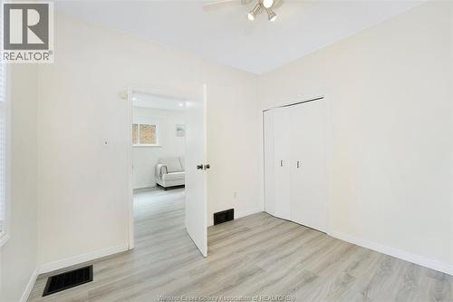 886 Gladstone Avenue, Windsor, ON - Indoor Photo Showing Other Room