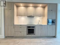 225 - 259 THE KINGSWAY  Toronto, ON M9A 0G2