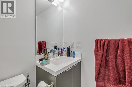 8 Widmer Street Unit# 1903, Toronto, ON - Indoor Photo Showing Bathroom