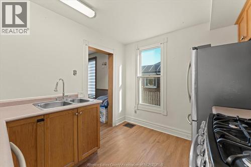 77 Maple Avenue, Amherstburg, ON - Indoor