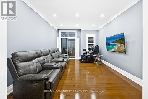 7 Seager Street, Richmond Hill, ON - Indoor