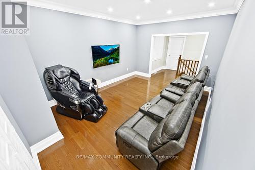 7 Seager Street, Richmond Hill, ON - Indoor