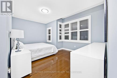 7 Seager Street, Richmond Hill, ON - Indoor Photo Showing Bedroom