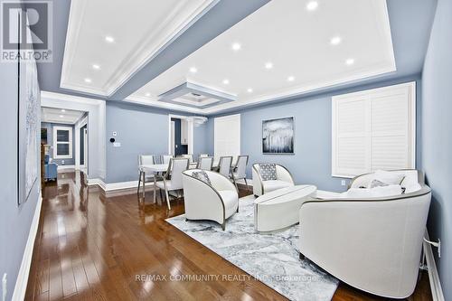 7 Seager Street, Richmond Hill, ON - Indoor