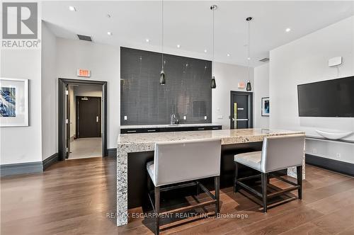 Ph03 - 65 Speers Road, Oakville, ON - Indoor