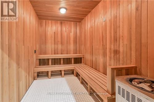 Ph03 - 65 Speers Road, Oakville, ON - Indoor Photo Showing Other Room