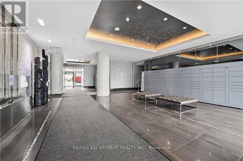 Ph03 - 65 Speers Road, Oakville, ON - Indoor Photo Showing Other Room