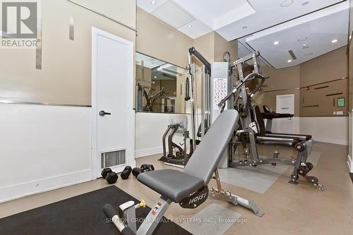 1605 - 330 Burnhamthorpe Road W, Mississauga, ON - Indoor Photo Showing Gym Room
