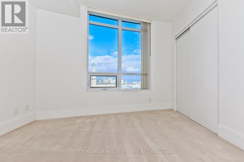 1605 - 330 Burnhamthorpe Road W, Mississauga, ON - Indoor Photo Showing Other Room