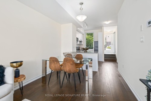 10 Curlew Drive, Toronto, ON - Indoor Photo Showing Dining Room