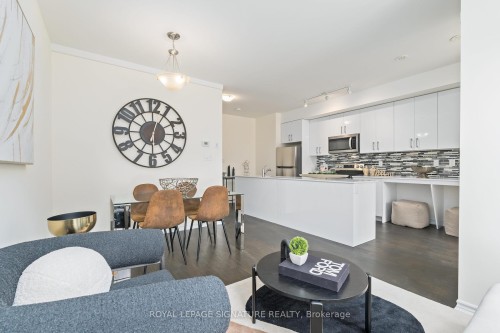 30-1972R Victoria Park Avenue, Toronto, ON - Indoor