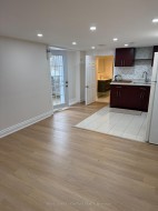 Lower-25 Joseph Street  Mississauga, ON L5M 1N8