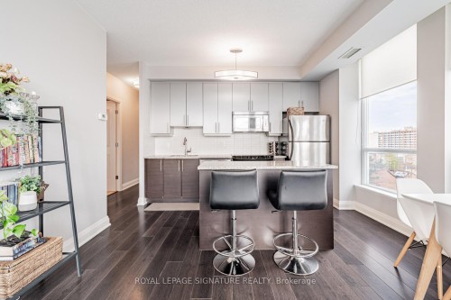 404-83 Redpath Avenue, Toronto, ON - Indoor Photo Showing Kitchen With Upgraded Kitchen