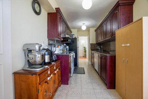 609-25 Silver Springs Boulevard, Toronto, ON - Indoor Photo Showing Kitchen