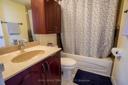 609-25 Silver Springs Boulevard, Toronto, ON - Indoor Photo Showing Bathroom