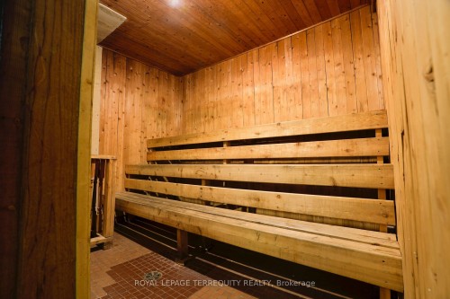 609-25 Silver Springs Boulevard, Toronto, ON - Indoor Photo Showing Other Room