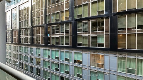 1030-250 Wellington Street W, Toronto, ON - Indoor