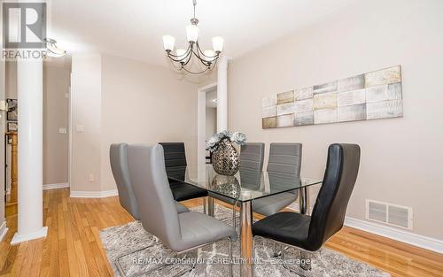 24 Cozens Drive, Richmond Hill, ON - Indoor Photo Showing Dining Room