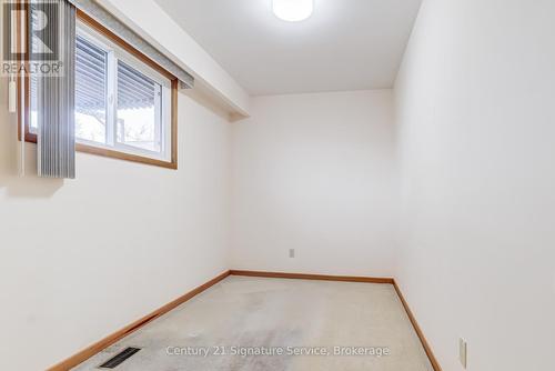 227 Elmwood Road, Oakville, ON - Indoor Photo Showing Other Room