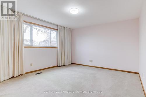 227 Elmwood Road, Oakville, ON - Indoor Photo Showing Other Room