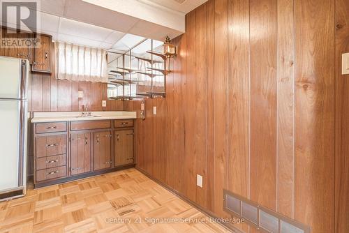 227 Elmwood Road, Oakville, ON - Indoor