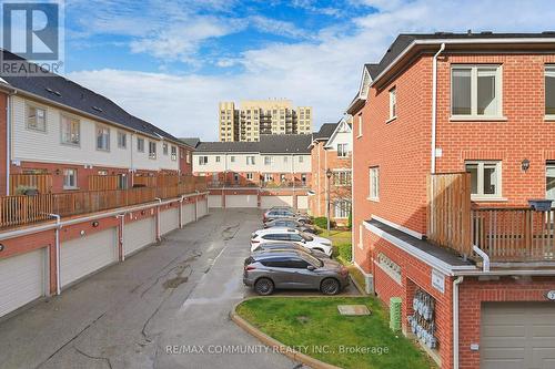 8 - 3030 Lakeshore Boulevard W, Toronto, ON - Outdoor With Exterior