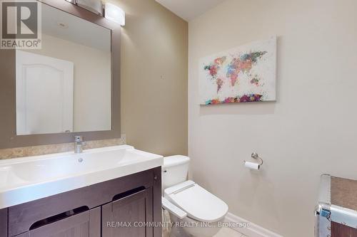 8 - 3030 Lakeshore Boulevard W, Toronto, ON - Indoor Photo Showing Bathroom