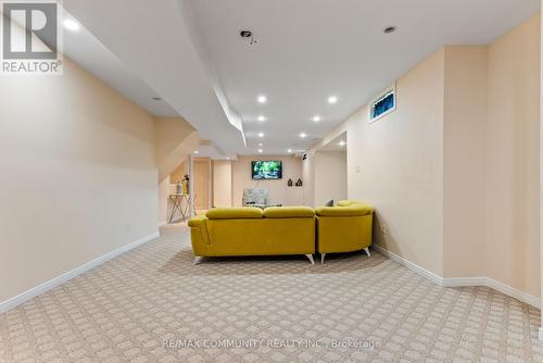 1081 Langford Street, Oshawa, ON - Indoor Photo Showing Other Room