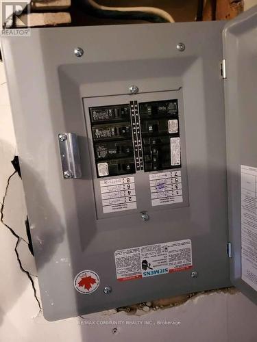 86 Victoria Street, Brantford, ON - Indoor Photo Showing Basement