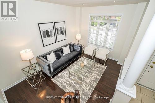 7 Cragg Crescent, Ajax, ON - Indoor